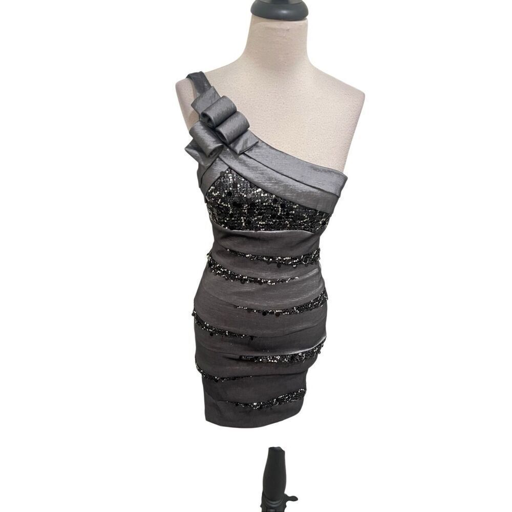 Cache Women's Paneled Sequin One Shoulder Bodycon Dress Charcoal Silver Size 4
